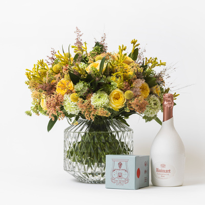 Luxury Roses Delivered